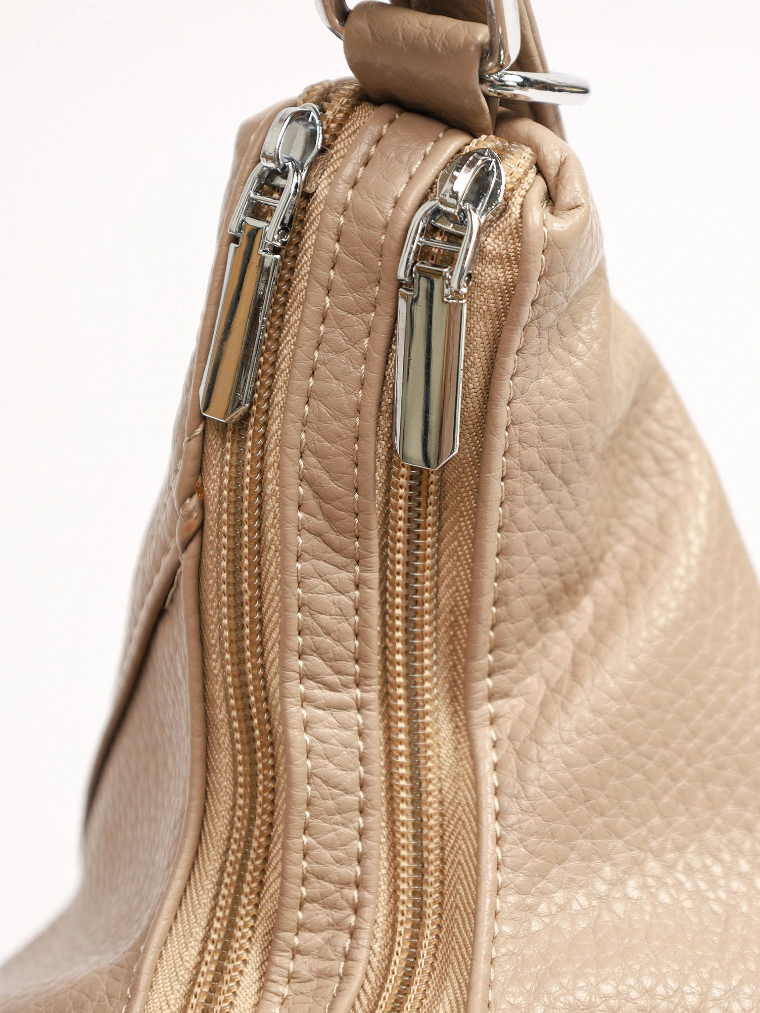 Сумка-шоппер  с декоративным пуллером со стразами в ассортименте